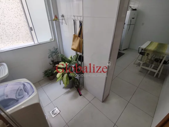 Imagem LINDO APARTAMENTO DE 1 DORMITÓRIO TODO REFORMADO COM GARAGEM FECHADA NO BAIRRO DO EMBARÉ EM SANTOS (SP) POR R$.365.000,00.