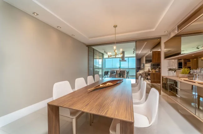 Imagem Apartamento Frente Mar para Venda em Balneário Camboriú, CENTRO, 4 dormitórios, 4 suítes, 5 banheiros, 4 vagas