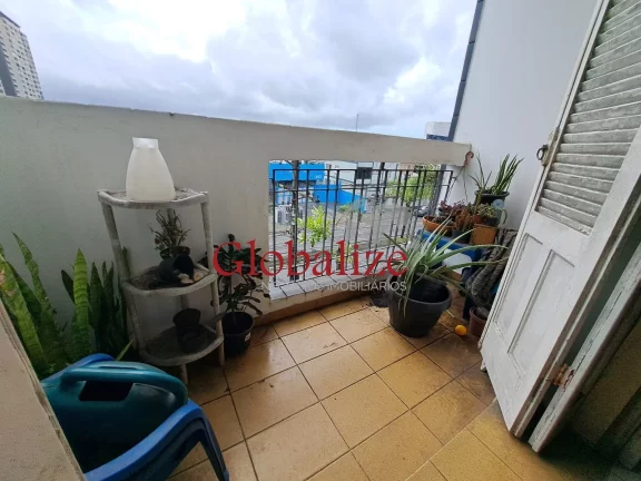 Imagem Apartamento à venda com 78m², 3 quartos, 2 banheiros e varanda por R$335.000,00 na Vila Mathias em Santos