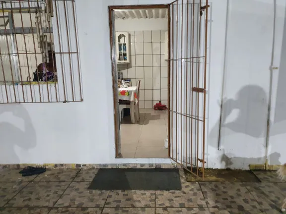 Imagem Casa com 2 Quartos à Venda, 60 m² em Balneário Gaivota - Itanhaém