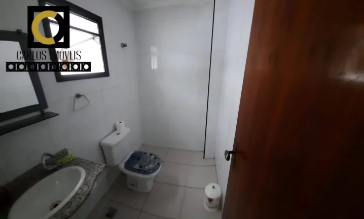 Imagem Casa Triplex com 3 dormitórios no Gonzaguinha em São Vicente