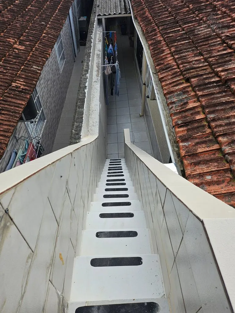 Imagem Casa com 3 Quartos na Guilhermina Oportunidade imperdivível