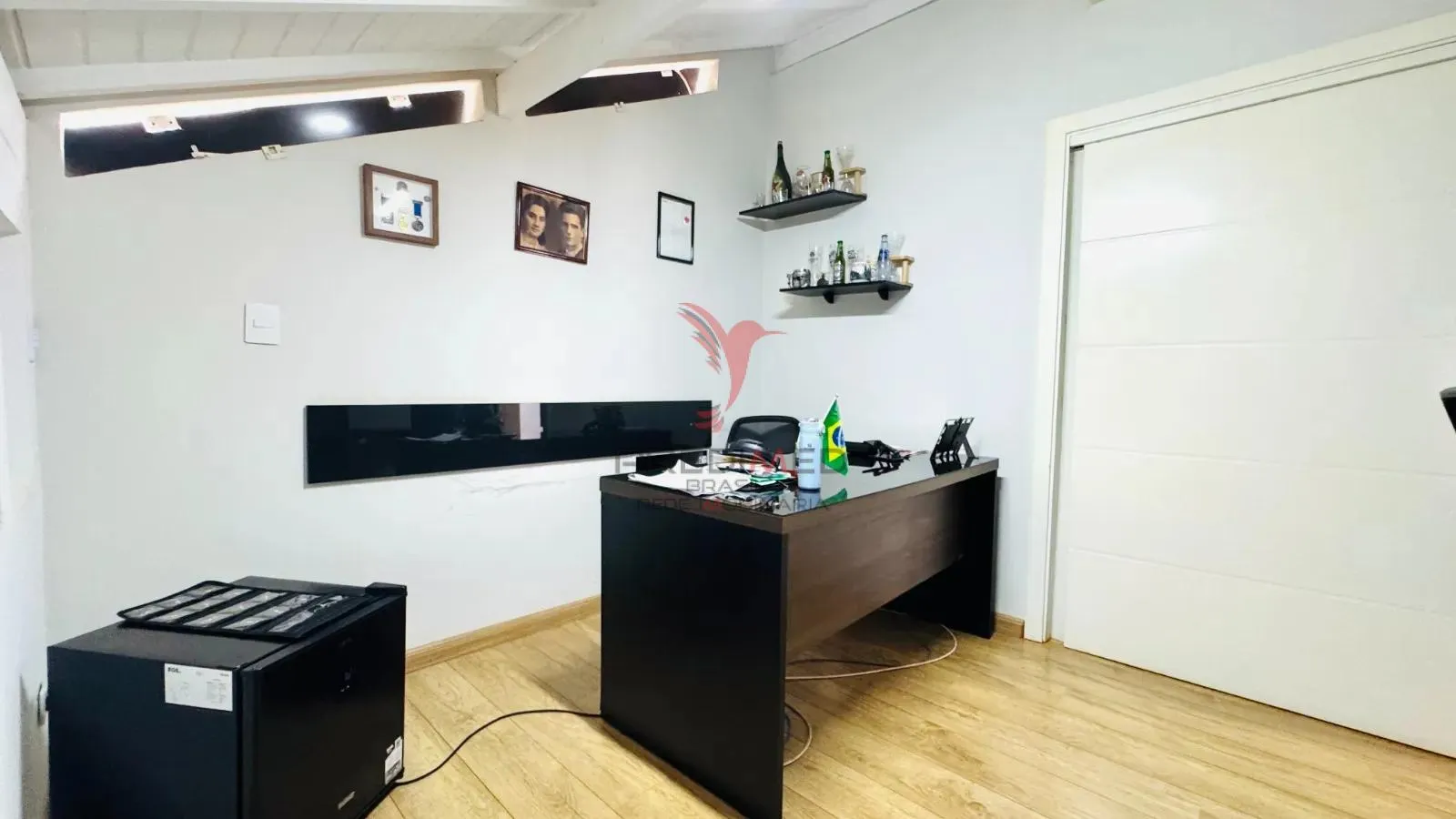 Imagem CASA COM 4 SUITES e 3 Vagas de Garagem,A VENDA em Pompéia , Piracicaba EM CONDOMÍNIO