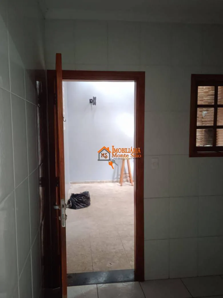 Imagem Sobrado com 3 dormitórios à venda, 180 m² por R$ 630.000,00 - Cidade Parque Alvorada - Guarulhos/SP