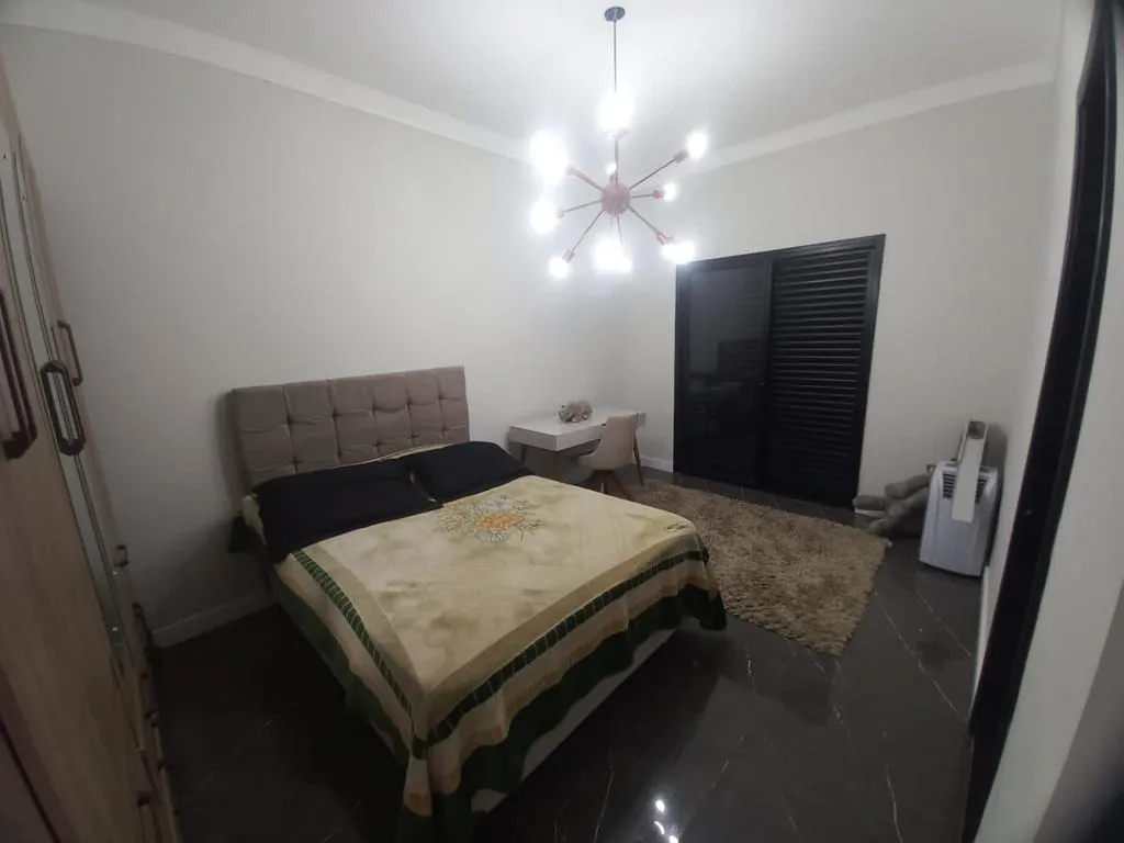 Imagem Linda Casa a venda no Condomínio Solar Do Bosque