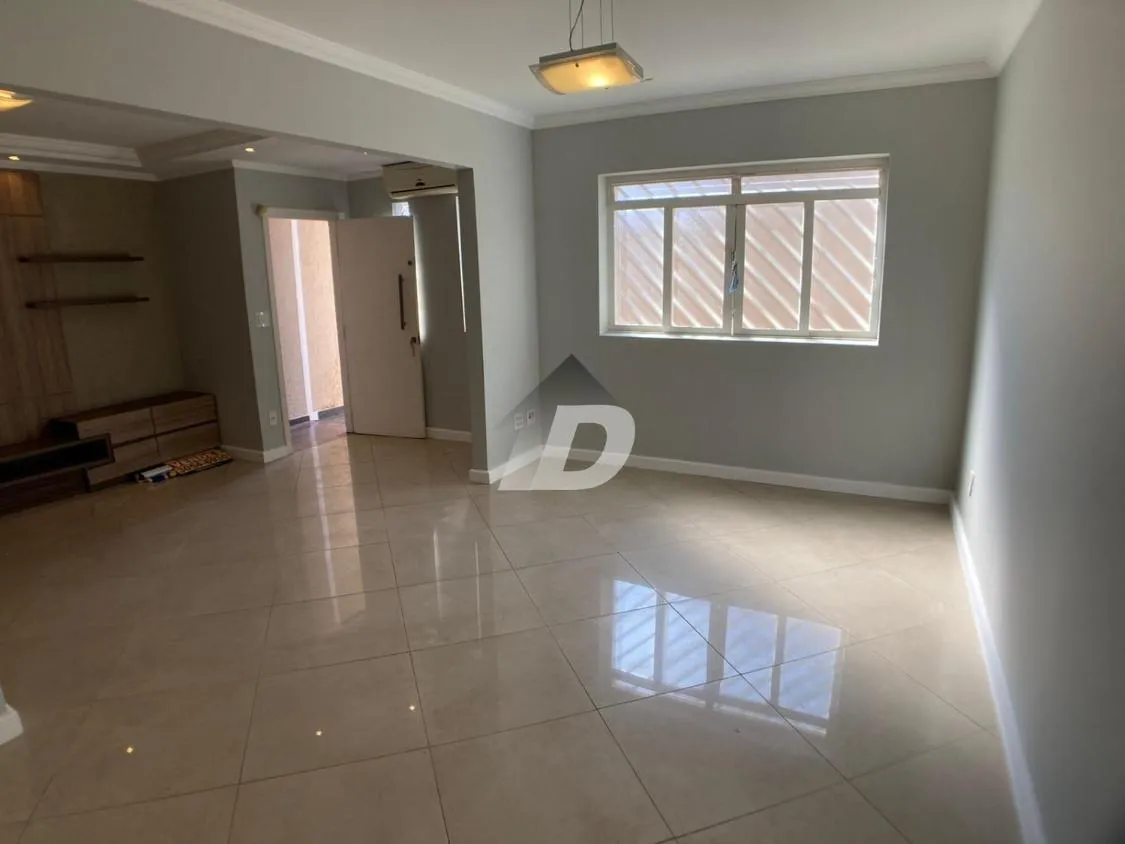 Imagem EXCELENTE CASA -CHACARA DA BARRA