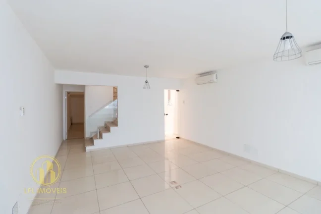 Imagem Casa comercial para venda, reformada e locada, no Brooklin