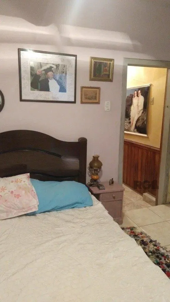 Imagem Casa com 3 dormitórios no bairro Sarandi