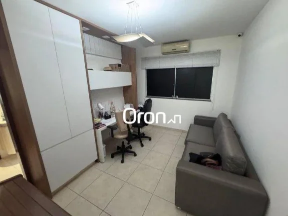 Imagem Sobrado com 3 dormitórios à venda, 338 m² por R$ 2.700.000,00 - Jardins Madri - Goiânia/GO