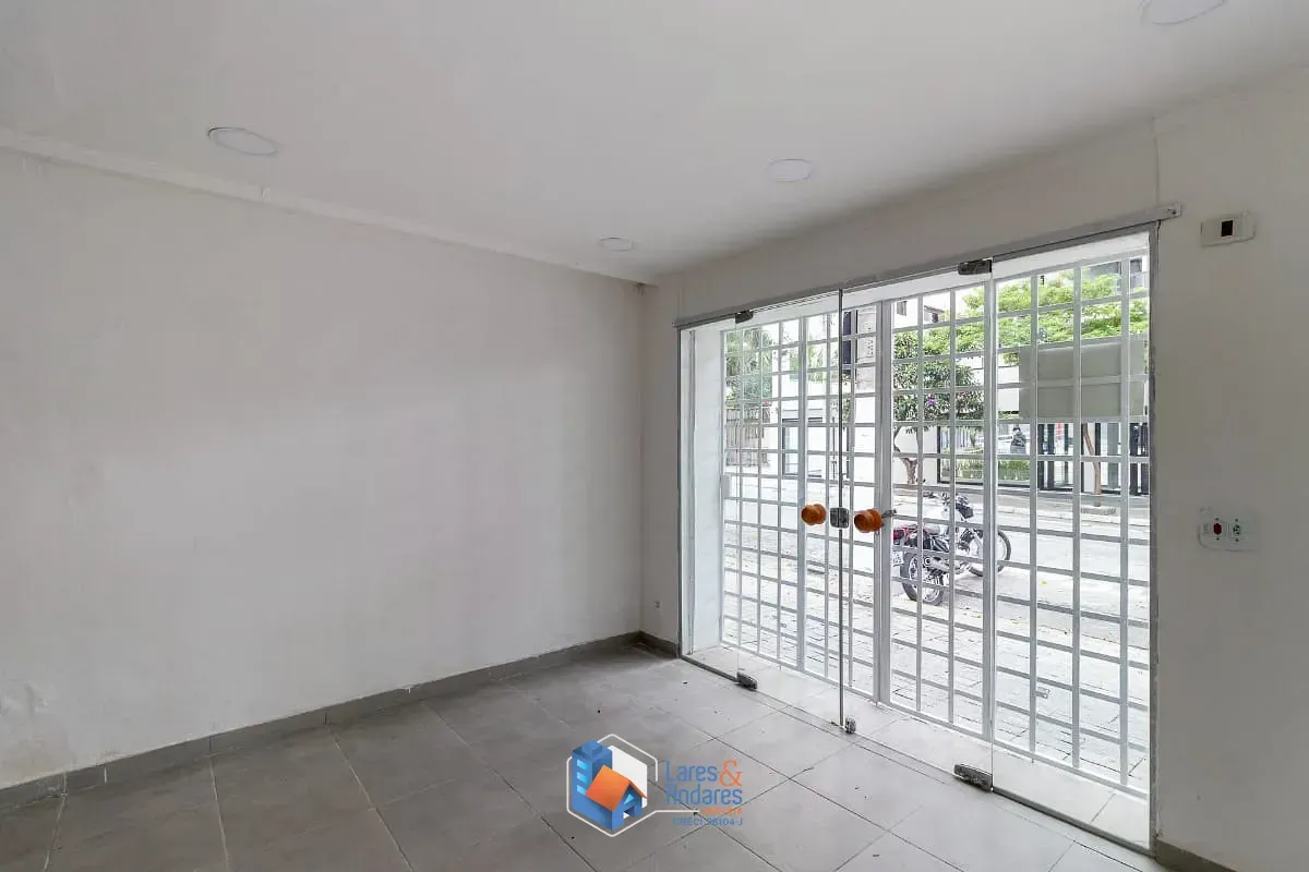 Imagem Casa para venda em Indianópolis com 2 quartos, 140m²