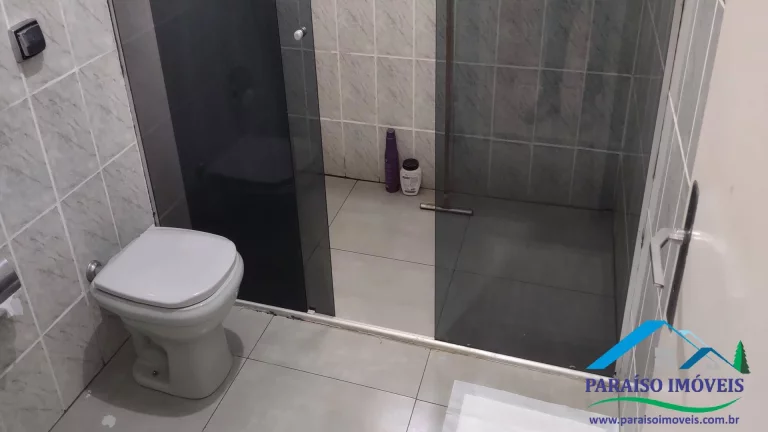 Imagem Oportunidade Imperdível: Casa Toda Avarandada à Venda!