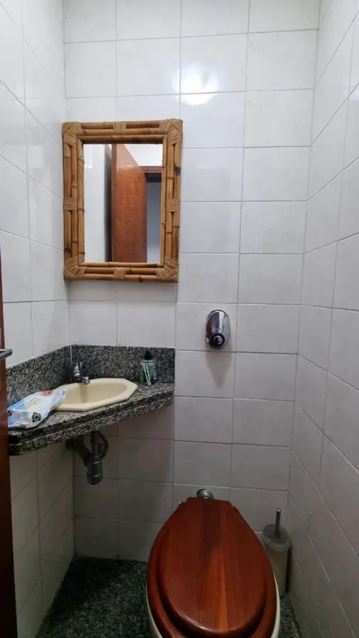 Imagem Casa em Condomínio para Venda em Teresópolis / RJ no bairro Alto