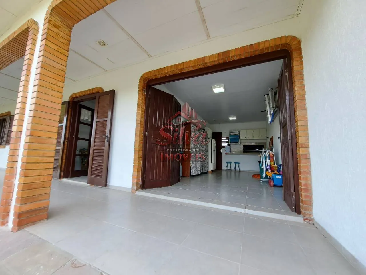Imagem C143 | Casa 3 dormitórios com churrasqueira a 300m do mar
