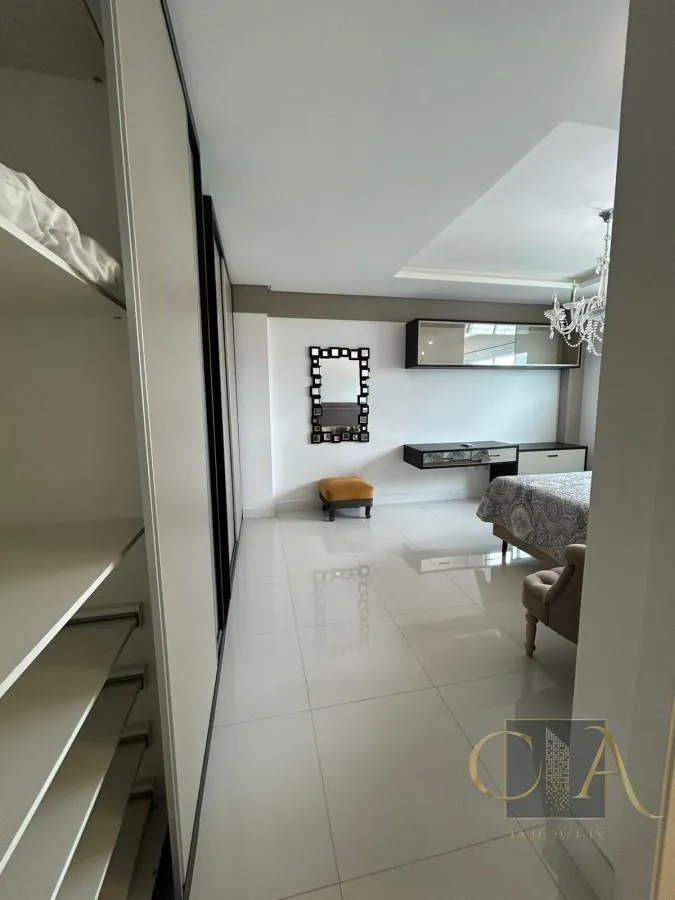 Imagem Apartamento para Venda em Itapema, Meia Praia, 4 dormitórios, 4 suítes, 5 banheiros, 3 vagas