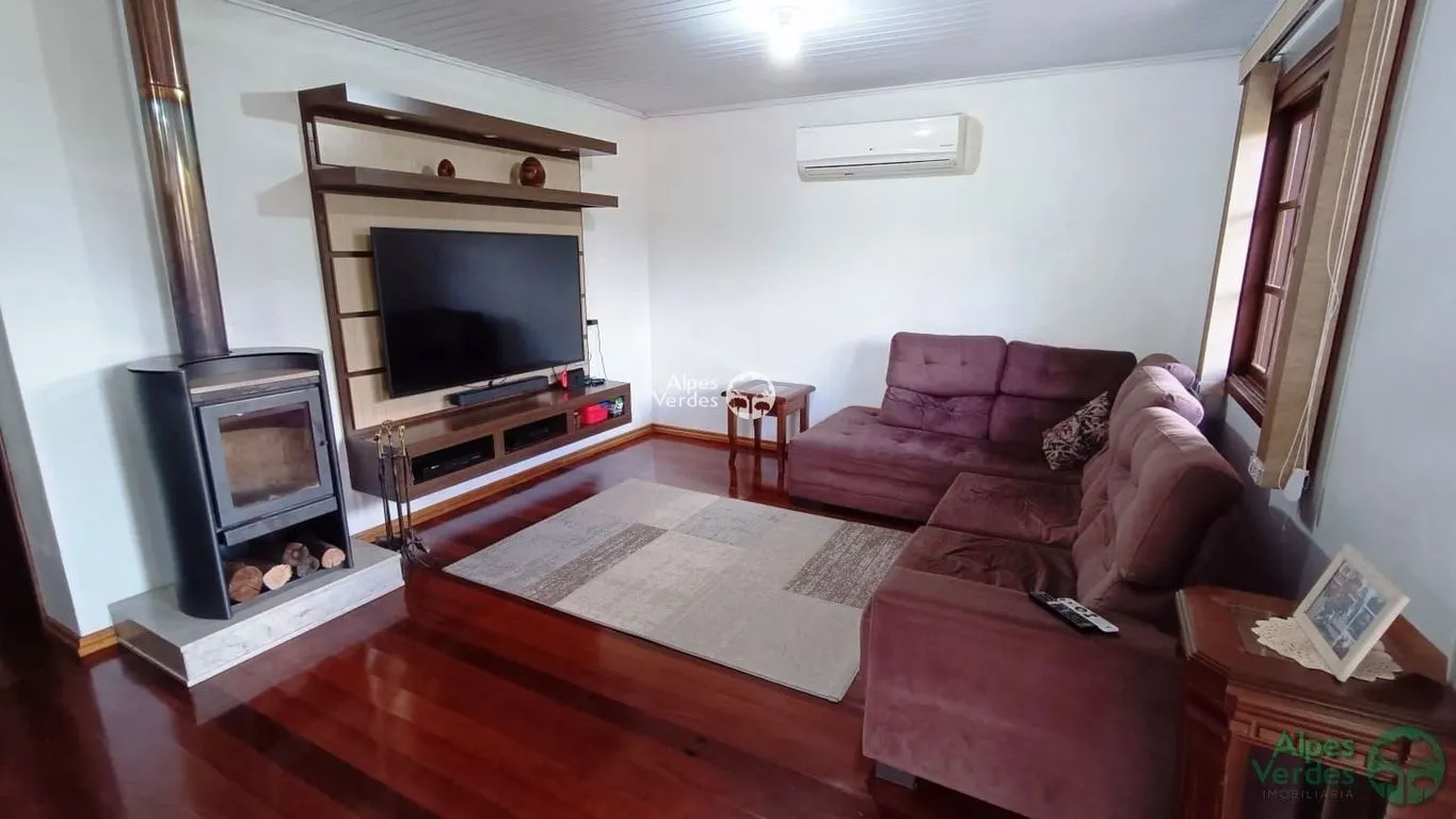 Imagem Vende-se casa no bairro leodoro de azevedo 5 minutos da catedral de pedra