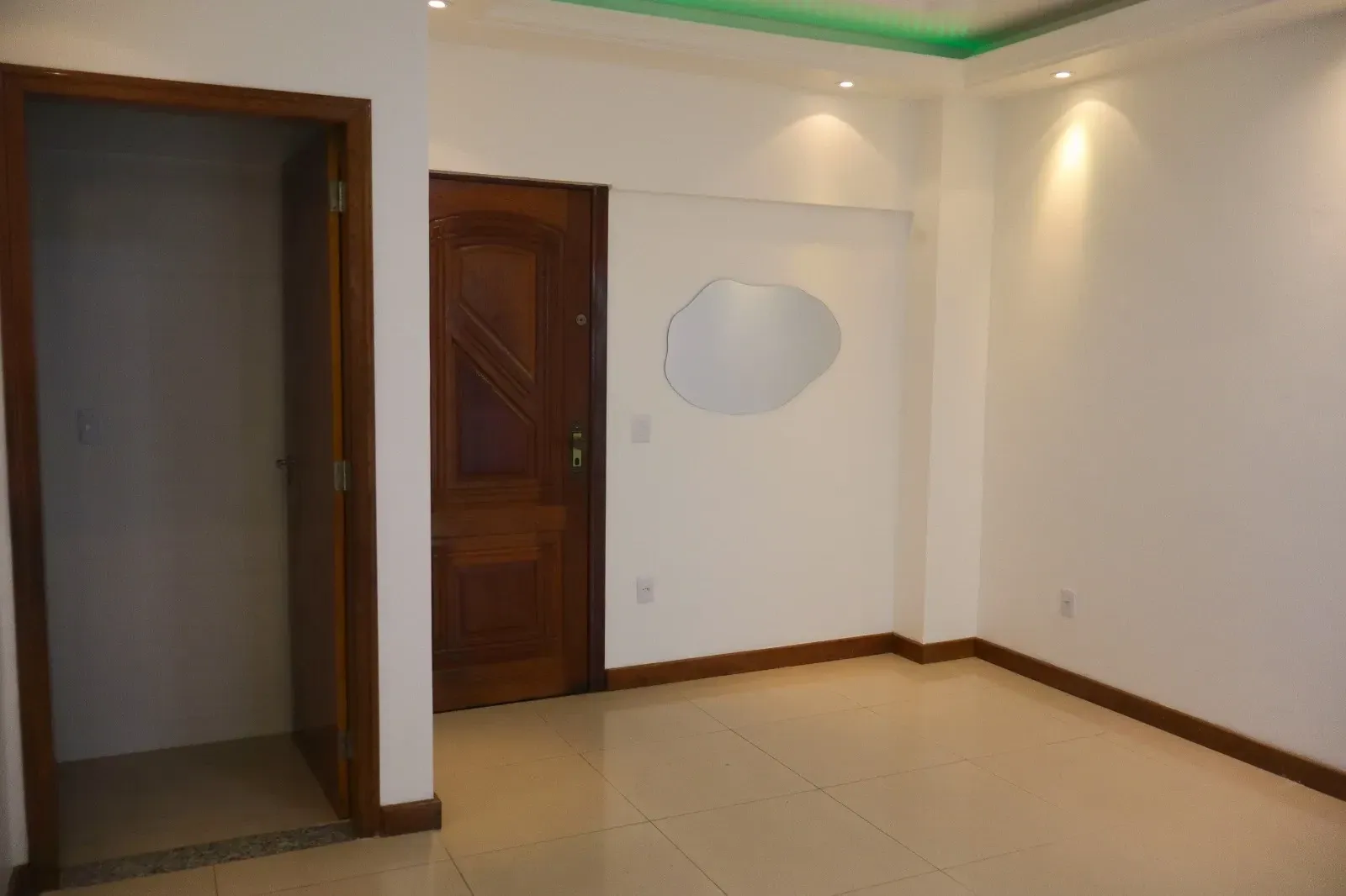 Imagem Apartamento com 2 Quartos à Venda, 88 m² em Boa Viagem - Niterói