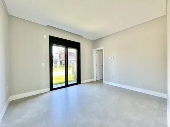 Imagem Casa em Condominio 4 Dormitórios - Bairro xangri-la