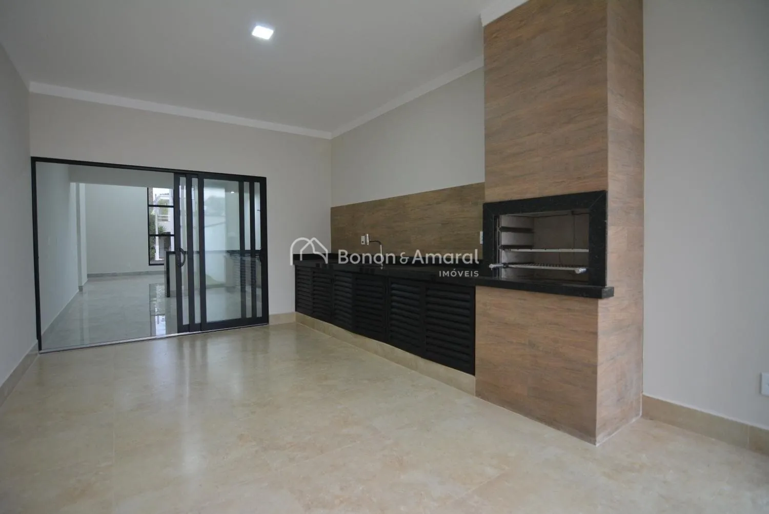 Imagem Casa térrea nova de 3 suítes à venda no Condomínio Reserva Real - Paulínia/SP.