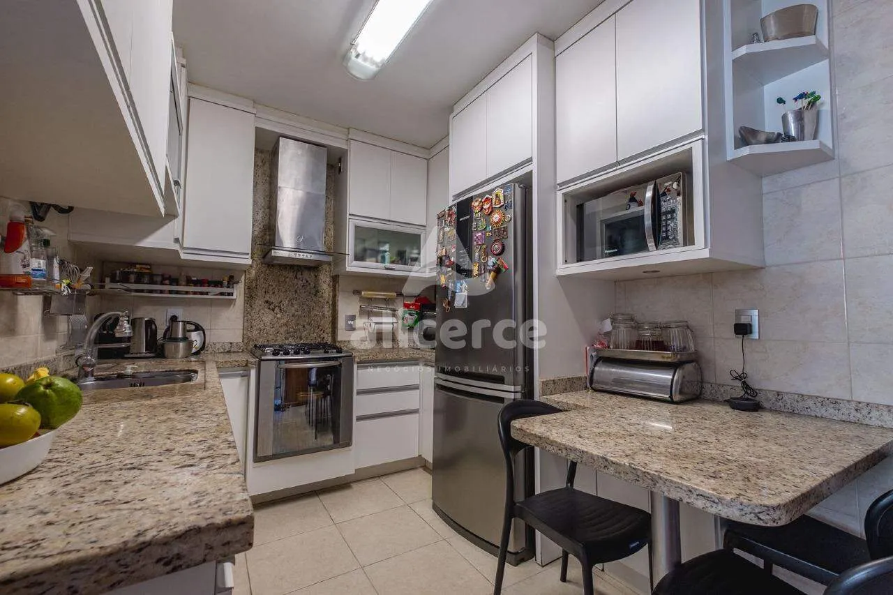 Imagem Apartamento Duplex à venda com 3 quartos1 suíte l 221,24m² l Centro Florianópolis/SC