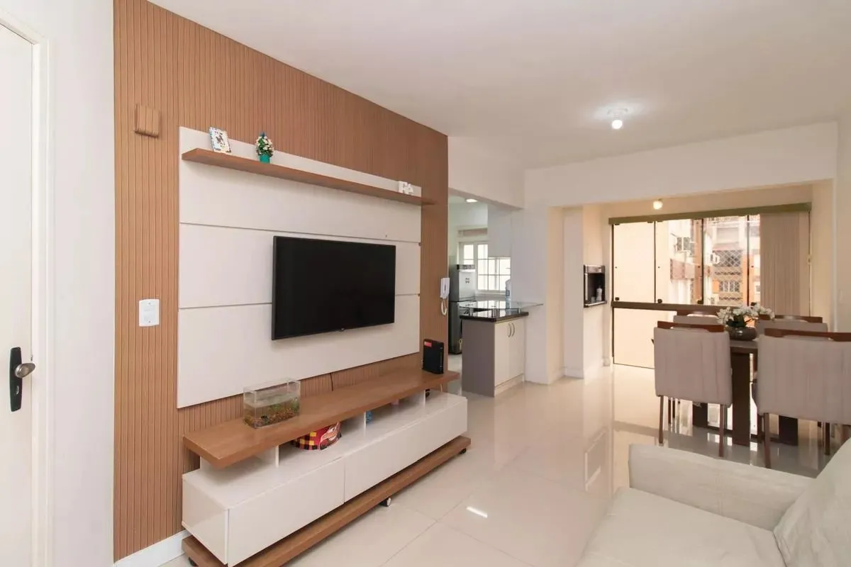 Imagem Apartamento com 03 dormitorios e vaga de garagem na Cavalhada -Porto Alegre/RS