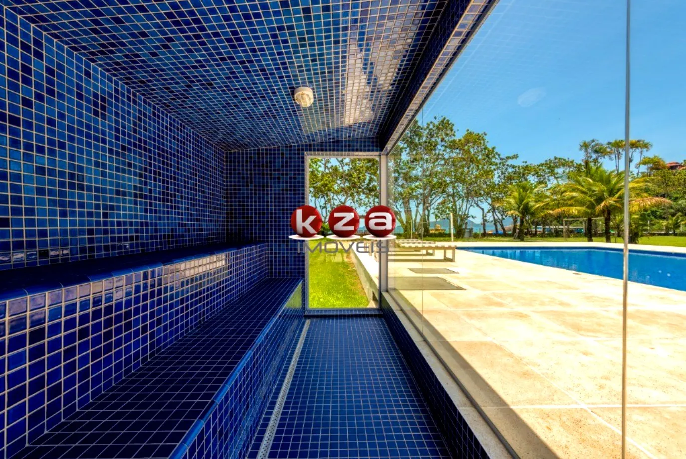 Imagem Maravilhosa Casa de luxo, frente para o mar, com 7 suítes em condomínio, Praia do Tenório/Vermelha em Ubatuba-SP - 930m² de área!