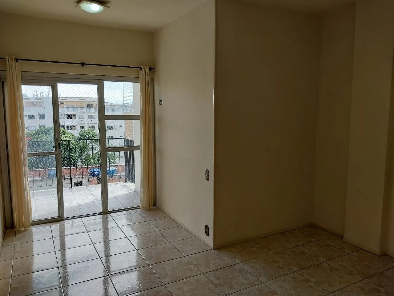Foto do imóvel Apartamento à venda em Rio de Janeiro/RJ em Rua Retiro dos Artistas