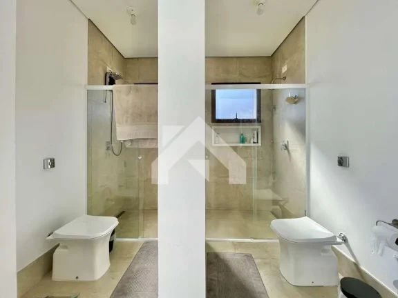 Imagem Casa de Condomínio em Moinho Velho - Cotia
