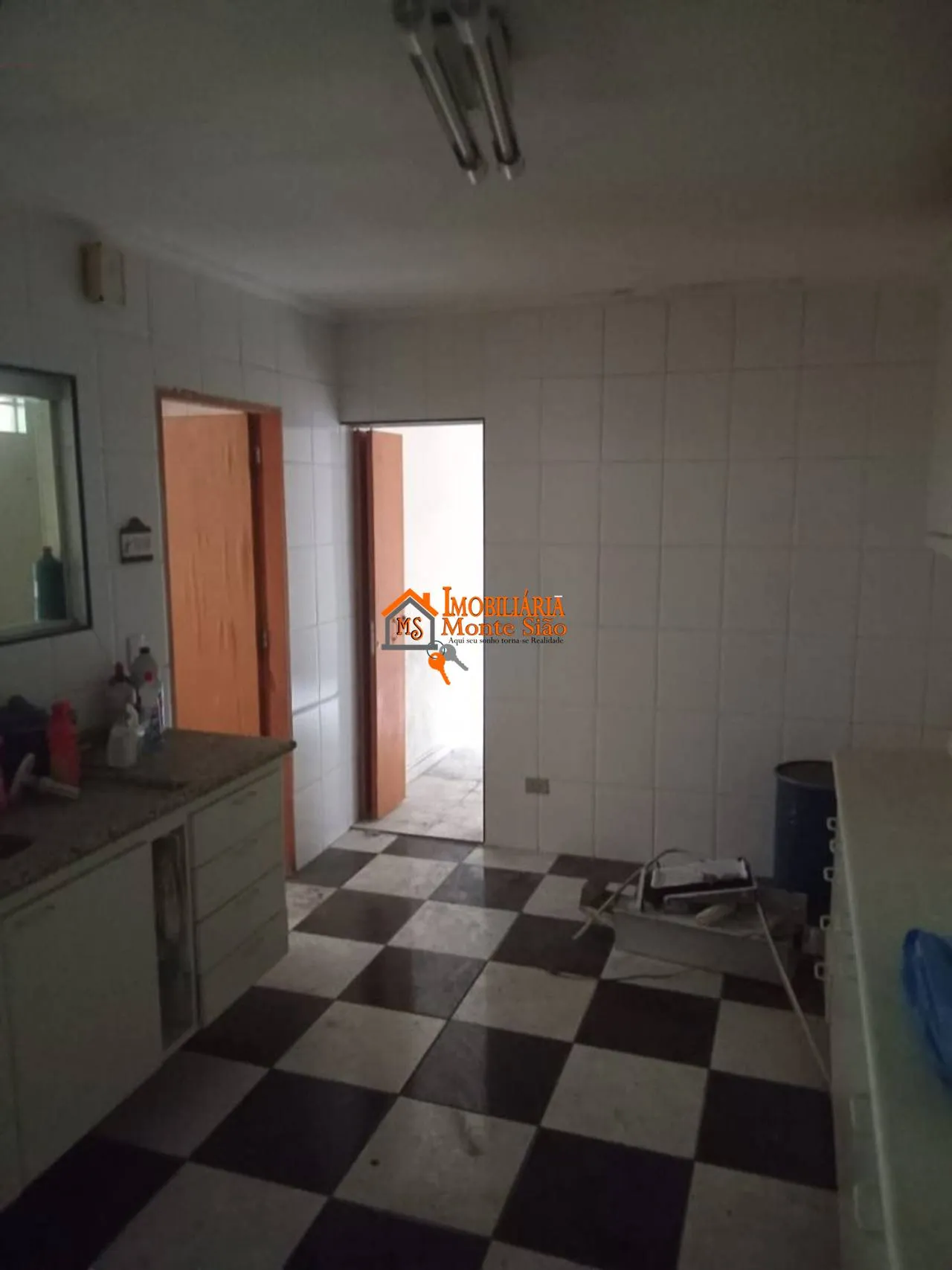Imagem Casa com 2 dormitórios à venda, 200 m² por R$ 1.000.000,00 - Picanco - Guarulhos/SP