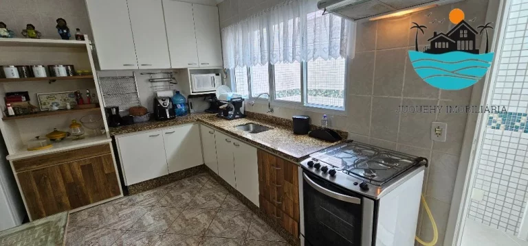 Imagem Casa à venda em Juquehy, na av. da praia. 100m da praia, 2 dormitórios, 2 banheiros, 2 vagas | Juquehy Imobiliária