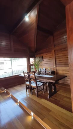 Imagem Casa 4 quartos sendo 1 suíte para venda no bairro Salgado Filho em Caxias do Sul