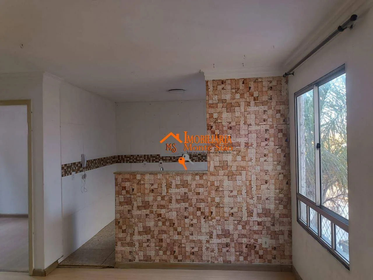 Imagem Apartamento com 2 dormitórios à venda, 42 m² por R$ 240.000,00 - Água Chata - Guarulhos/SP