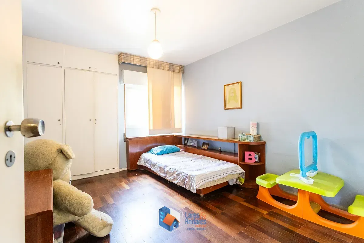 Imagem Apartamento para venda em Campo Belo com 3 quartos, sendo 1 suíte, 192m²