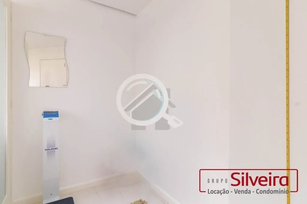 Imagem Este conjunto comercial é uma oportunidade única para profissionais que buscam um espaço de traba...