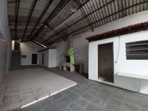 Imagem Pavilhão/Galpão à venda em Santos/SP