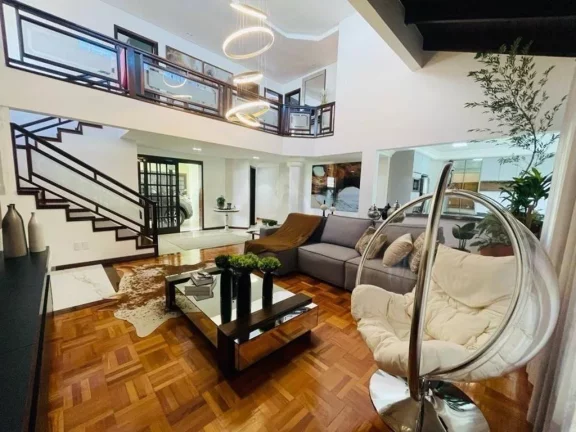 Imagem Casa para Venda em Concórdia, Centro, 5 dormitórios, 2 suítes, 1 banheiro