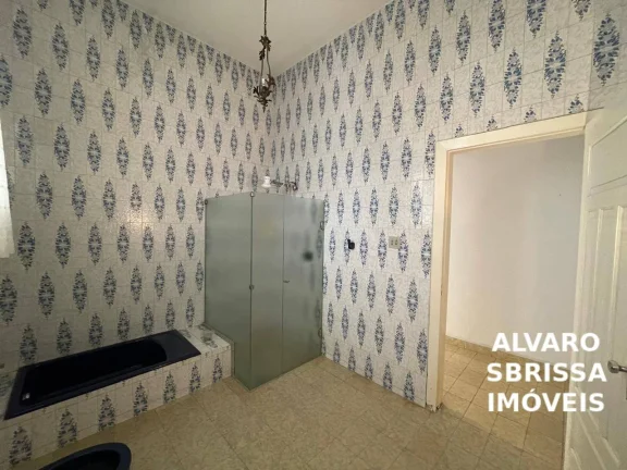 Imagem Imóvel histórico à venda no centro de Itu/SP, com grande potencial residencial ou comercial.