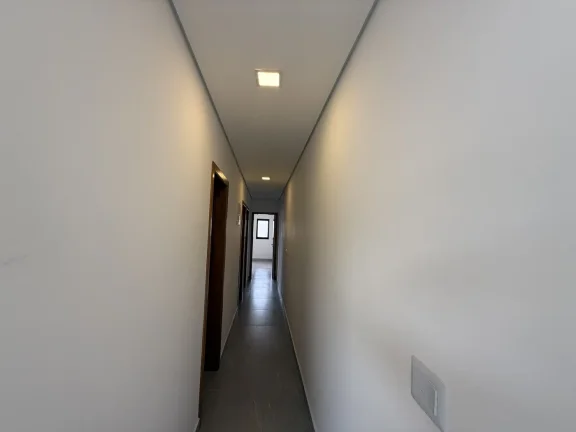 Imagem Casa Semi Mobiliada à Venda com Piscina e Suíte Nova Jaguarí