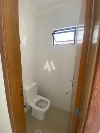 Imagem Casa Sobreposta com 3 quartos sendo 3 suítes ,2 vagas - Embaré / Santos
