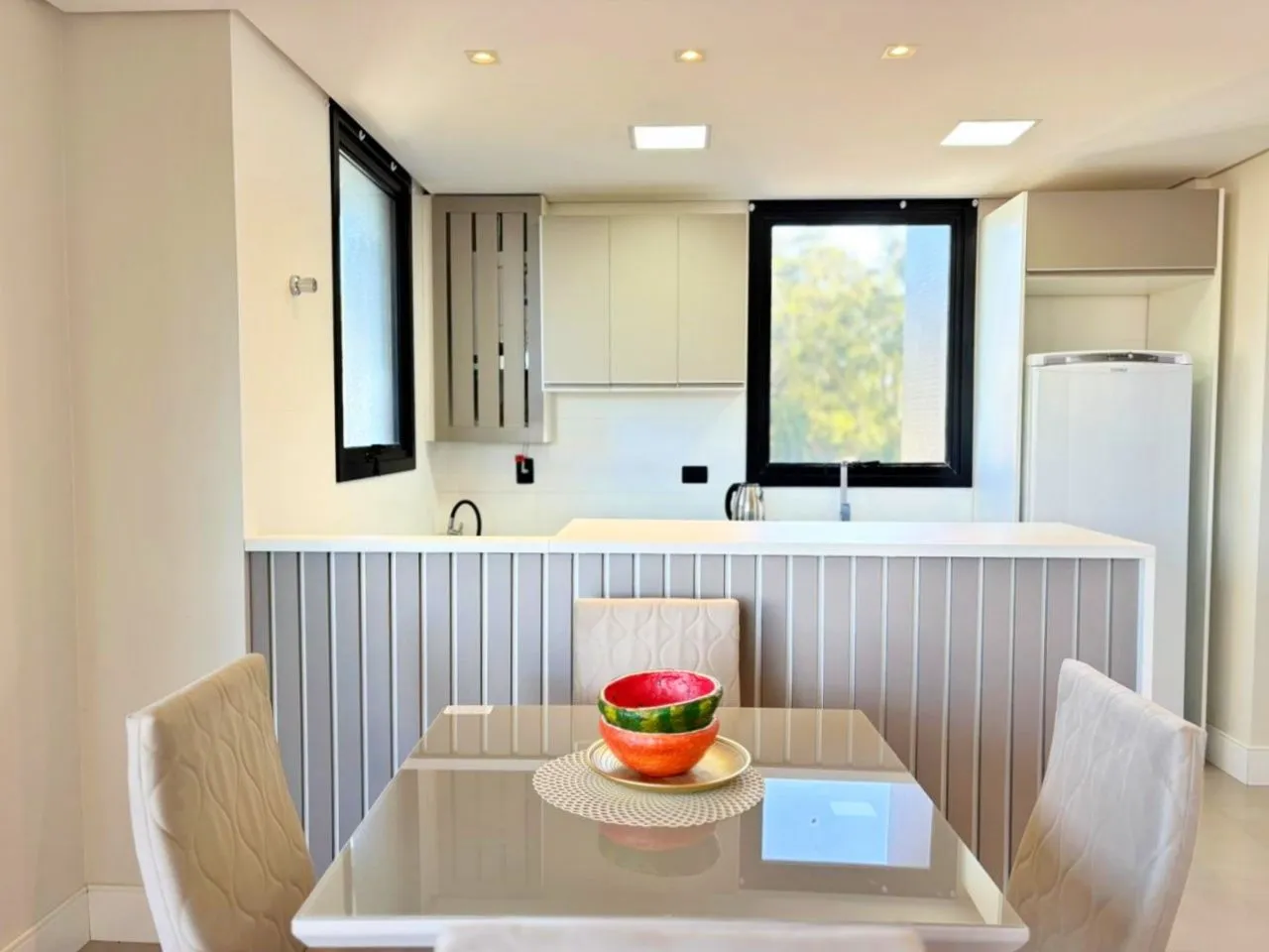 Imagem Apartamento à venda em Torres, Praia da Cal, com 2 quartos, 60.19m2