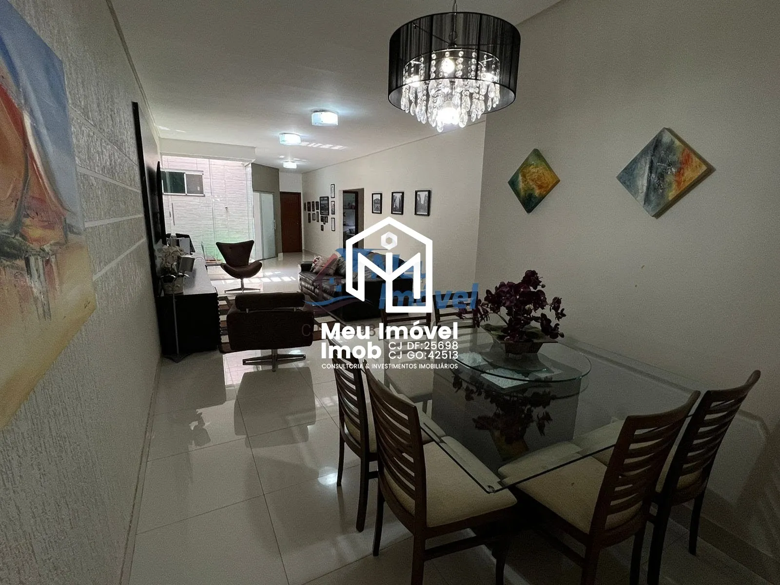 Imagem Casa 4 Quartos 3 Suítes 2 Vagas 400m²