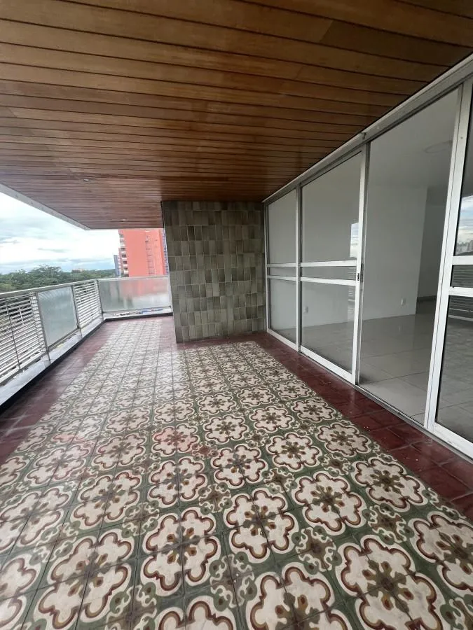 Imagem Apartamento de Alto Padrão à Venda Edifício Costa e Silva 187m², 4 Quartos, 2 Suites no Ilhotas, Teresina PI