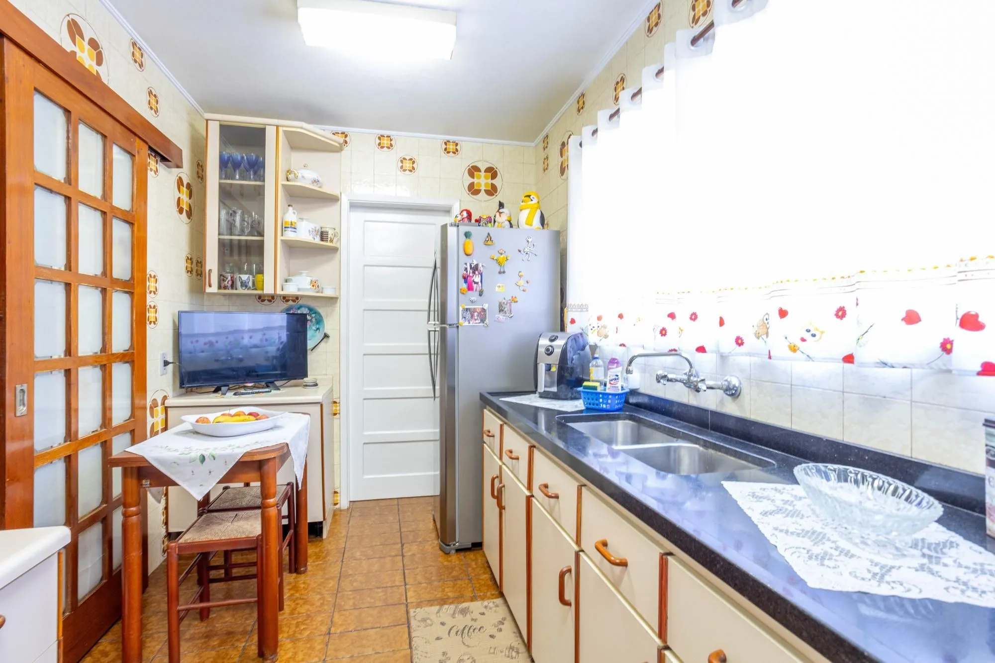 Imagem Apartamento de três quartos, suíte, dependência de empregada e 1 vaga de garagem