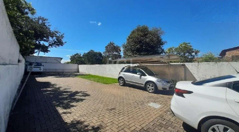 Imagem Casa para Venda - 171.46m², 3 dormitórios, sendo 1 suites, 4 vagas - Medianeira
