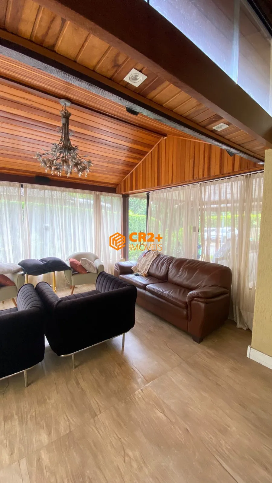 Imagem Vendo casa alto padrão 06 quartos, 02 suítes, 450m2, 02 vagas de garagem no Recr