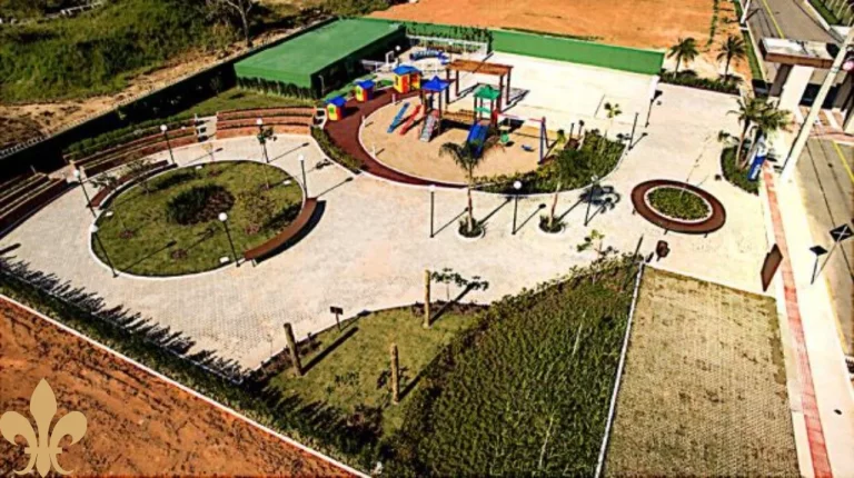Imagem CASA RESIDENCIAL em São José - SC, Forquilhas