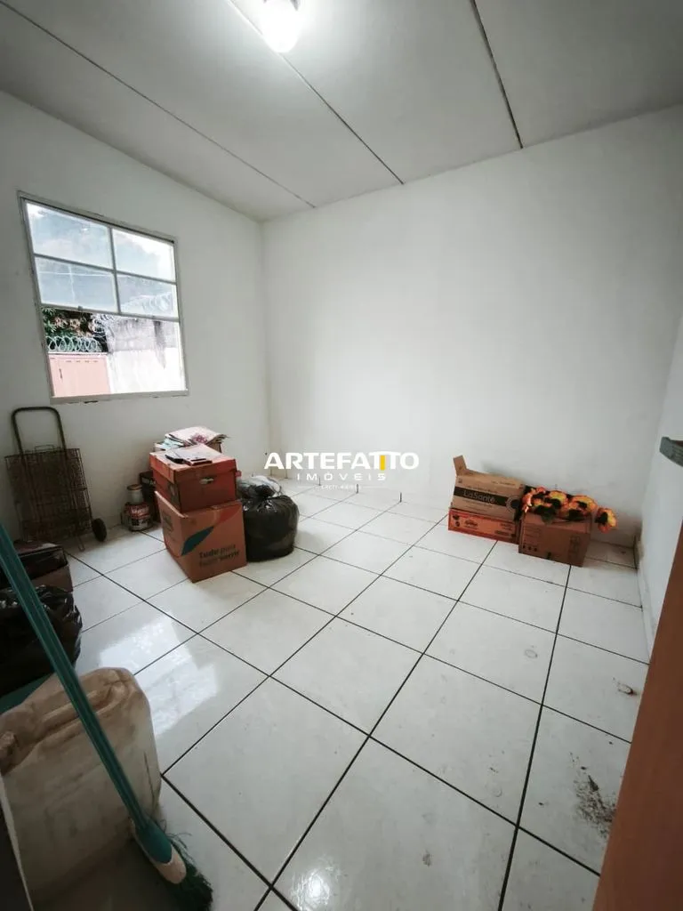 Imagem Casa leporace 3, parte alta. 3 dorm. e garagem para 2 carros.