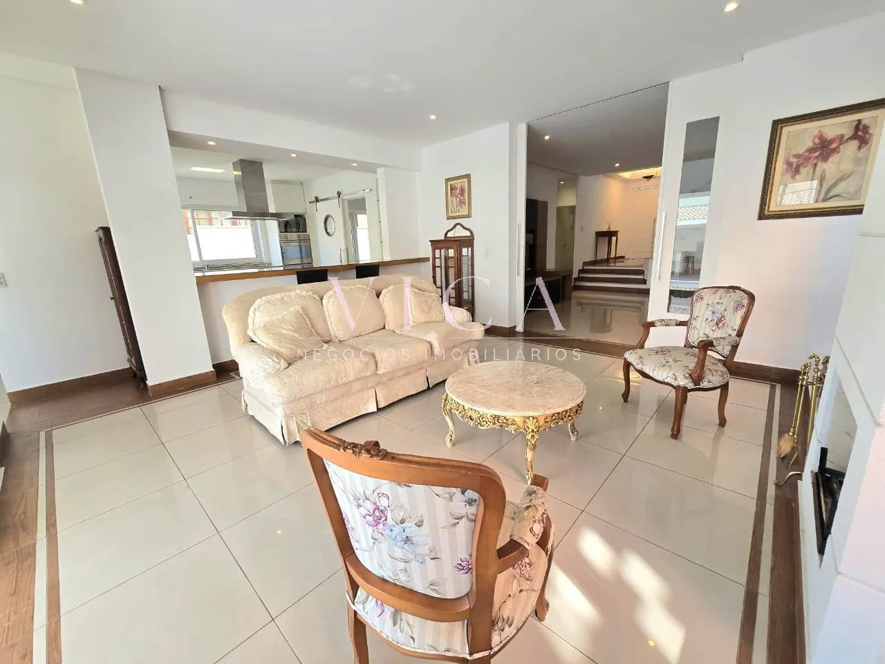 Imagem Alphaville | Casa Mobiliada com Piscina e 3 Suítes | Locação R$ 17.000,00