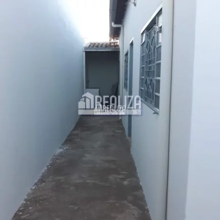 Imagem Casa para alugar no Conjunto Cássio Rezende em Uberaba!