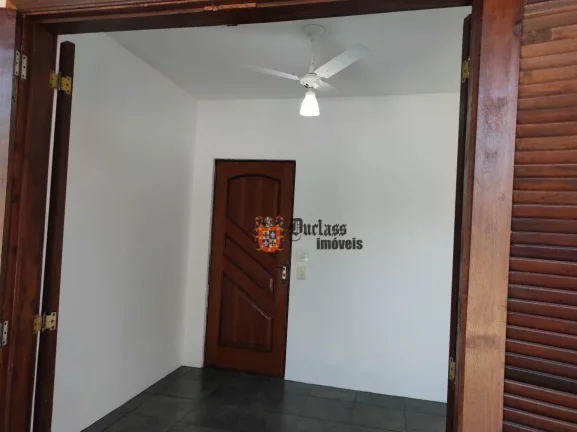Imagem Chácara em Jundiaí, com ampla casa, escritório, galpão, área de lazer, piscina, bosque.