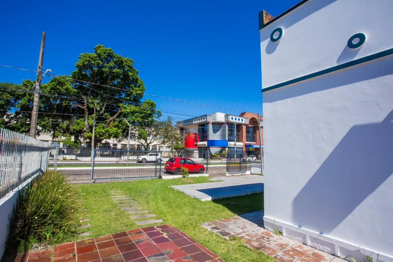 Imagem Casa Comercial em Centro